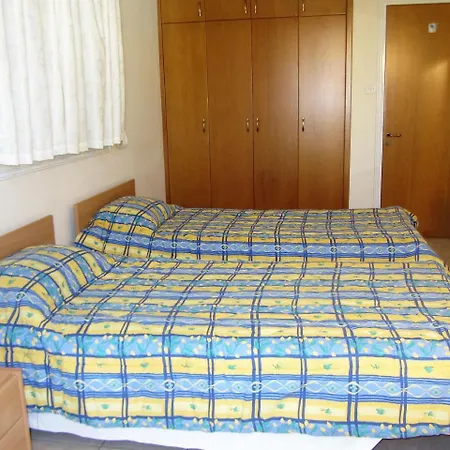 Malama Town House Case de vacanță Paralimni